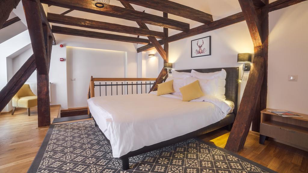 Antler Boutique Hotel Brasov Luaran gambar